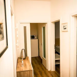 Apartment Hostly - Nicole - 2br In Full Center