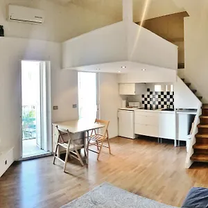 Apartment Tramonti Romani, Rome