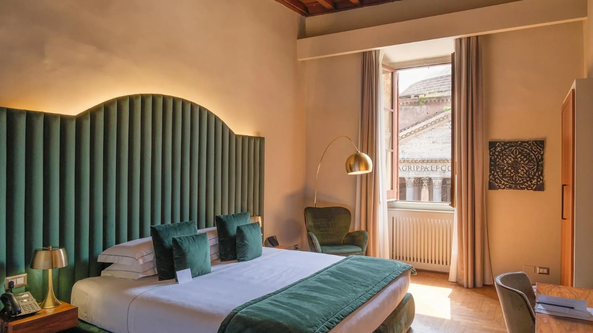 **** Hotel Antico Albergo Del Sole Al Pantheon Rome Italy